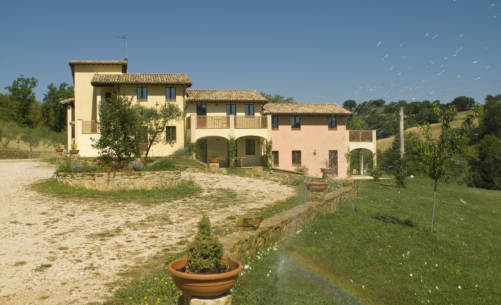 Borgo Le Capannelle Apart otel Castel Ritaldi Dış mekan fotoğraf