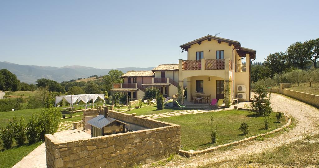 Borgo Le Capannelle Apart otel Castel Ritaldi Dış mekan fotoğraf