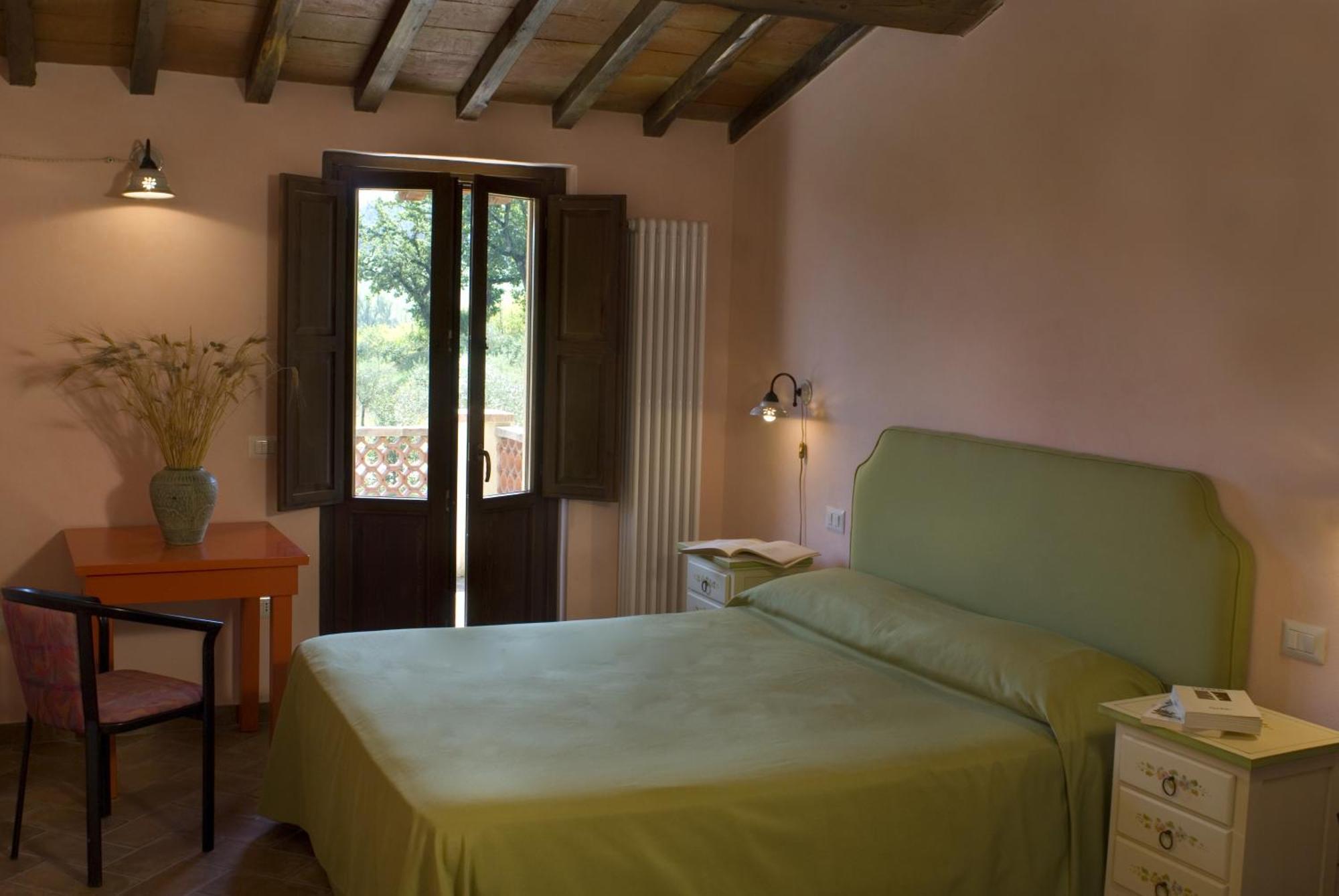 Borgo Le Capannelle Apart otel Castel Ritaldi Oda fotoğraf