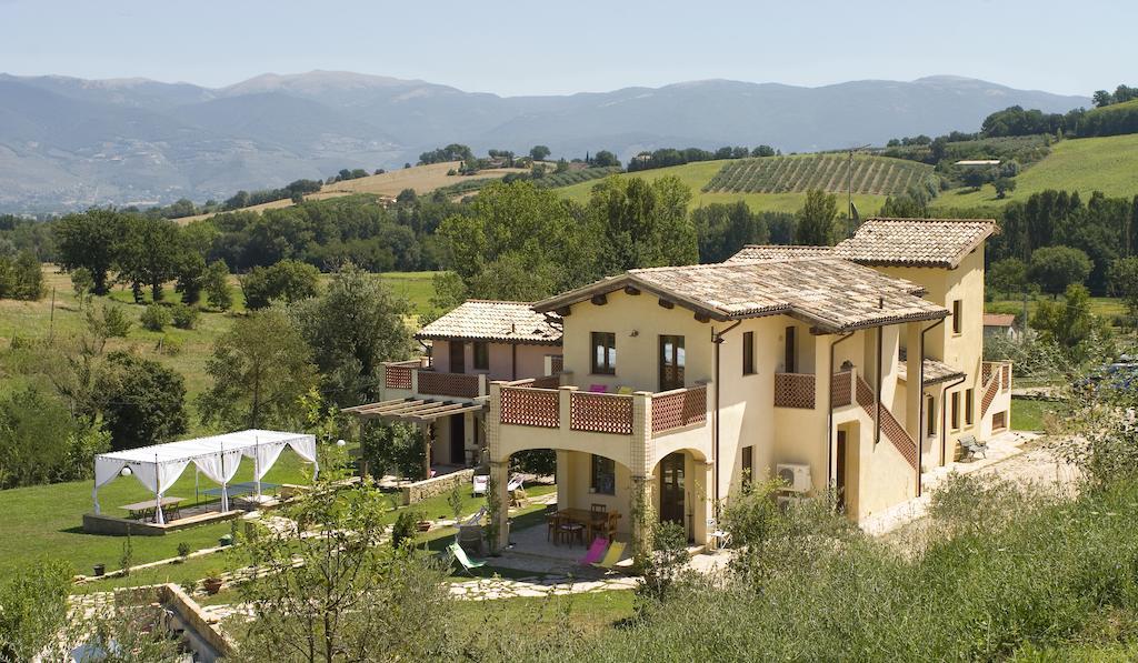 Borgo Le Capannelle Apart otel Castel Ritaldi Dış mekan fotoğraf